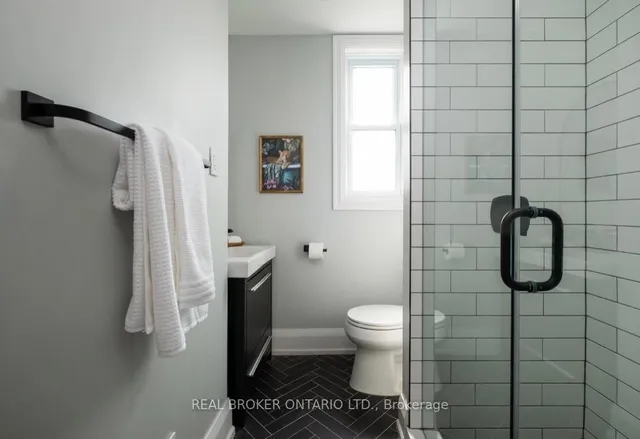 Additional image 11 of 158 Golfview Ave