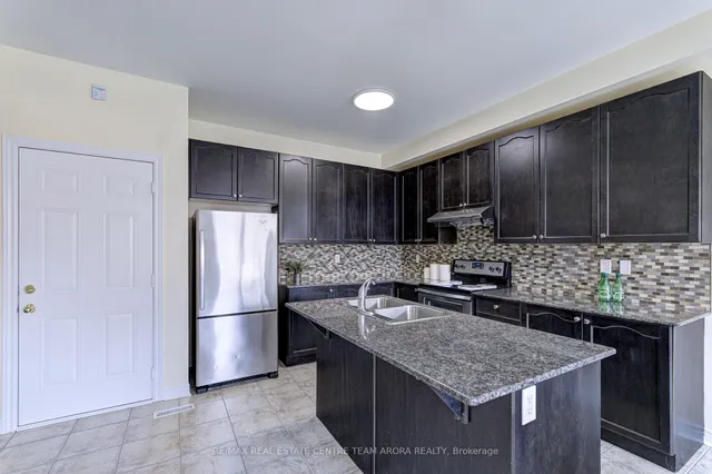 Additional image 18 of 23 George Robinson Dr