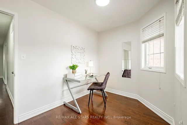 Additional image 32 of 126 Lake Louise Dr