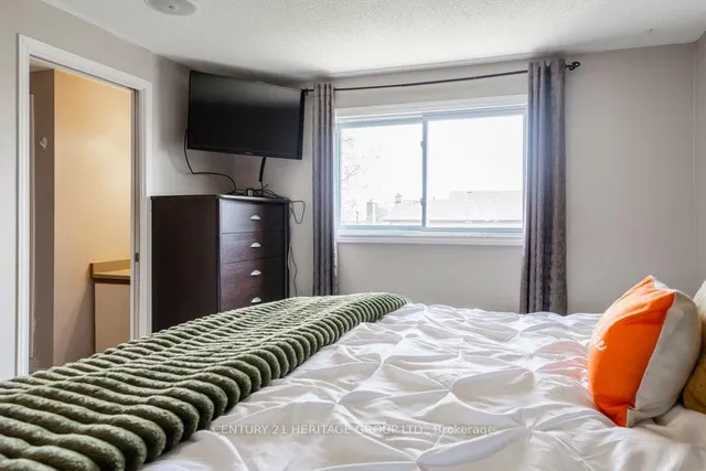 Additional image 35 of 2202 PEMBROKE Crt