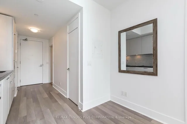 Additional image 4 of 32 Davenport Rd Unit 306