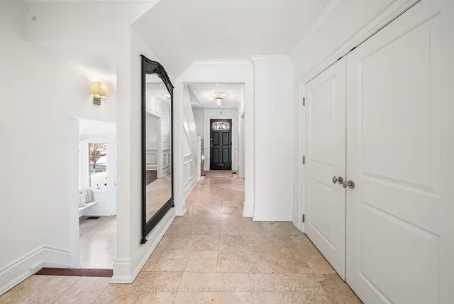 Additional image 21 of 231 Glenrose Ave