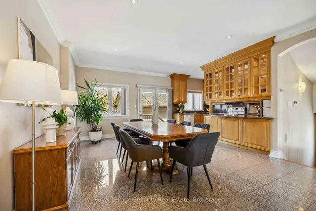 Additional image 10 of 1006 Briar Hill Ave