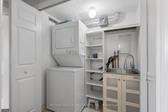 Additional image 37 of 820 Burnhamthorpe Rd Unit 803