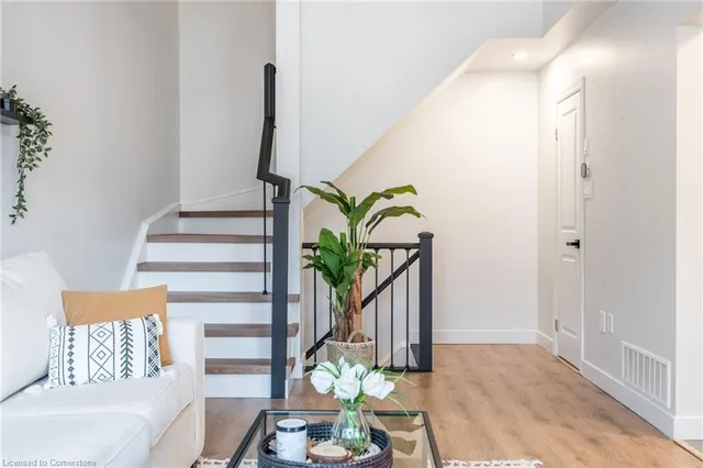 Additional image 26 of 11 Stockbridge Gdns Unit 5