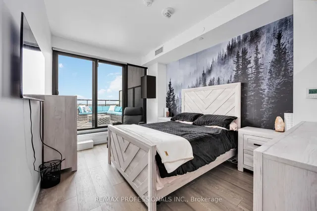 Additional image 16 of 7 Smith Cres Unit 803