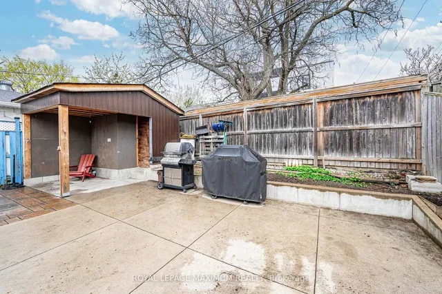 Additional image 40 of 2113 Keele St