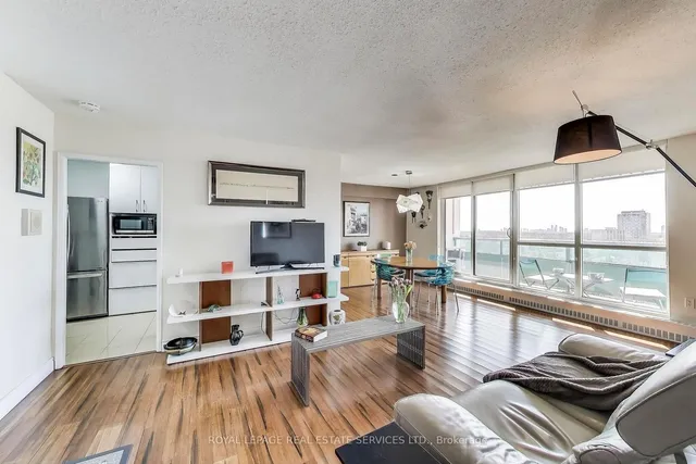 Additional image 10 of 44 Longbourne Dr Unit 1008