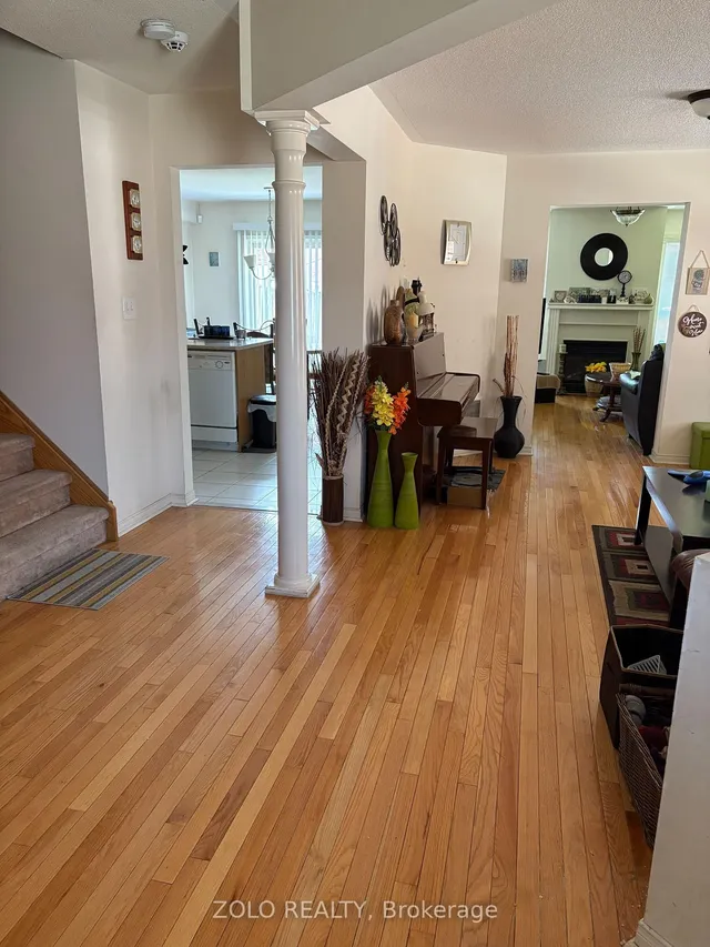 Additional image 3 of 427 Huntington Ridge Dr