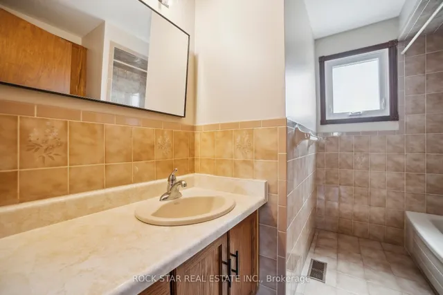 Additional image 30 of 11 Herbert Crt