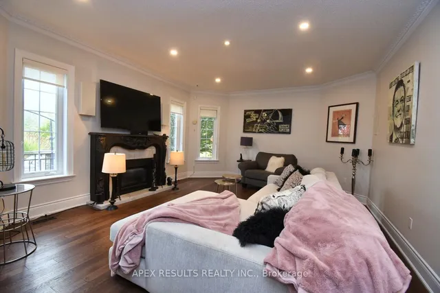 Additional image 8 of 2147 Berwick Dr