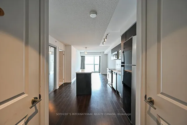 Additional image 11 of 386 Yonge St Unit 1021