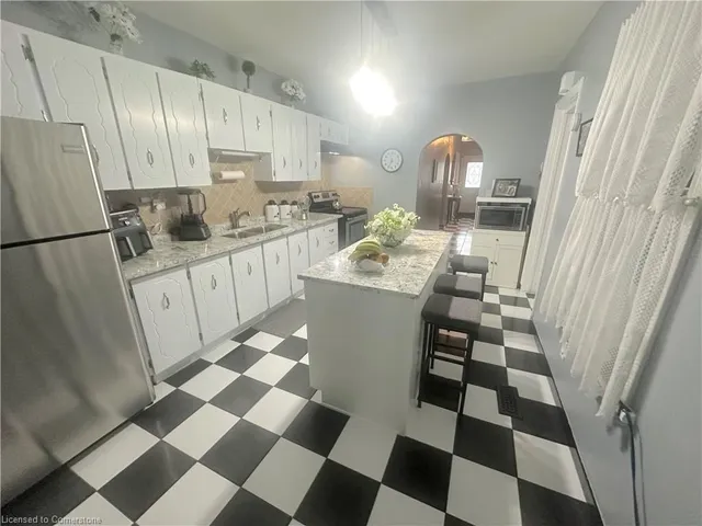 Additional image 11 of 186 East Ave