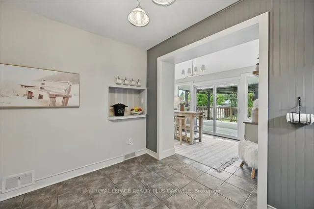 Additional image 10 of 361 East 23rd St