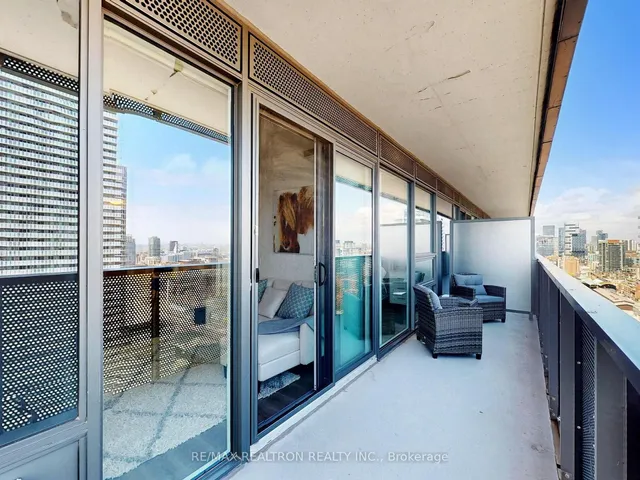 Additional image 10 of 138 Downes St Unit 2906