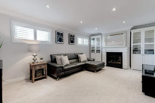 Additional image 31 of 360 Cosburn Cres