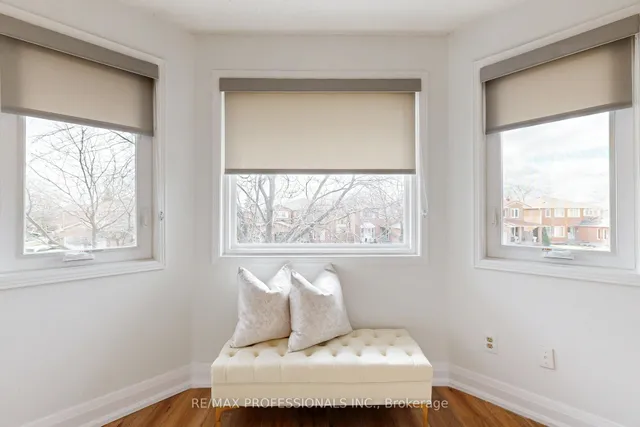 Additional image 26 of 1327 Greenwood Cres