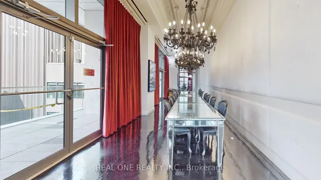 Additional image 42 of 197 Yonge St Unit 3202