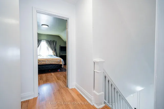 Additional image 24 of 49 Trethewey Dr