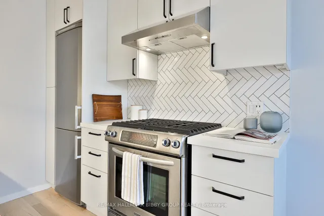 Additional image 12 of 126 Spadina Rd Unit 4