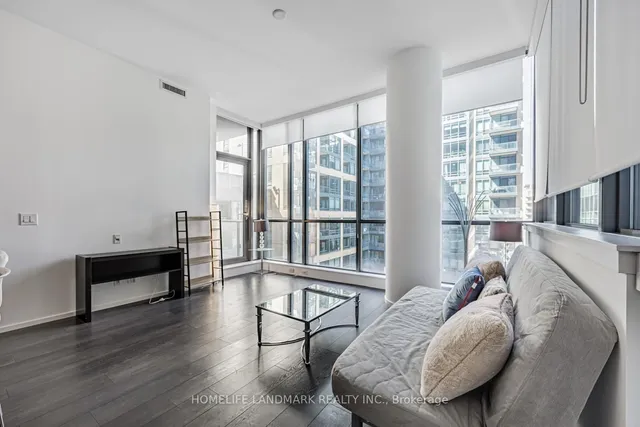 Additional image 13 of 8 Charlotte St Unit 602