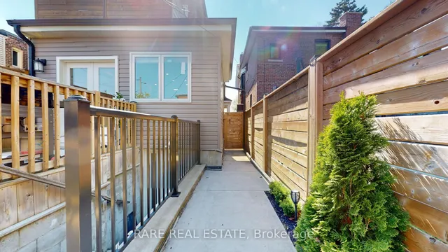 Additional image 39 of 879 Shaw St