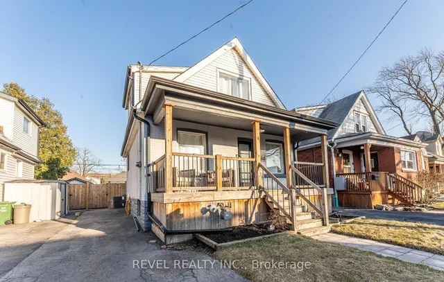 64 Barons Ave