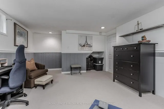 Additional image 32 of 165 Limeridge Rd Unit 9