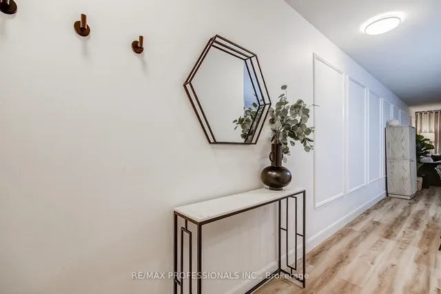 Additional image 7 of 5229 Dundas St Unit 312