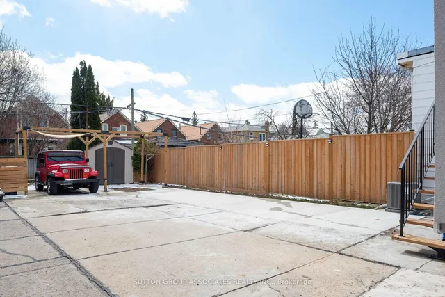 Additional image 44 of 33 Lanark Ave