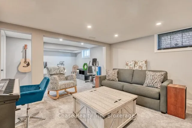 Additional image 31 of 170 West 32nd St