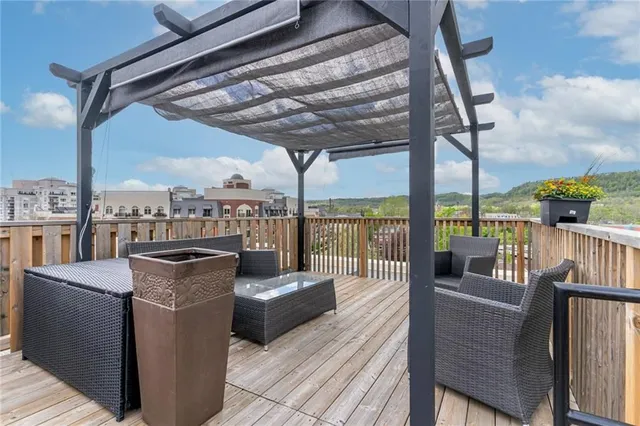 Additional image 42 of 50 MAIN St Unit 301