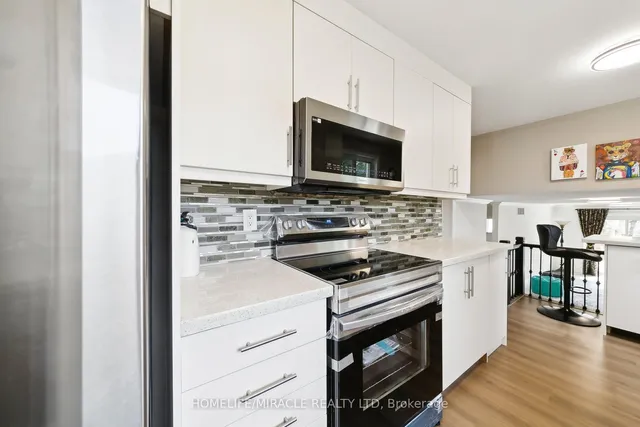 Additional image 16 of 1612 Wavell Cres