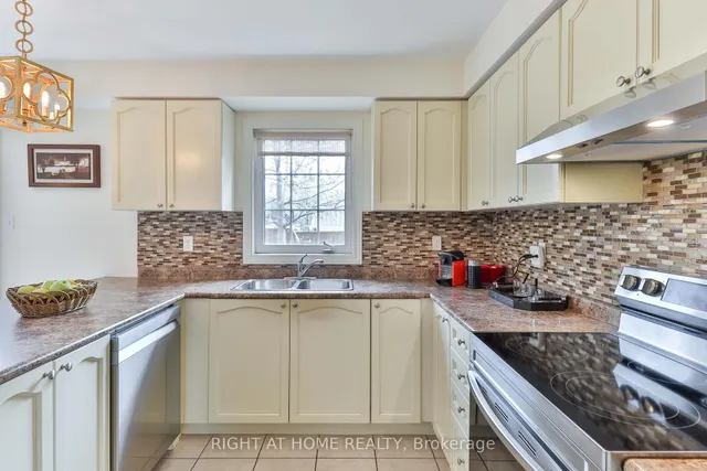 Additional image 7 of 72 Jeremiah Lane