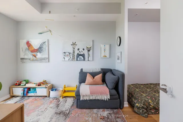 Additional image 19 of 38 Howard Park Ave Unit 520