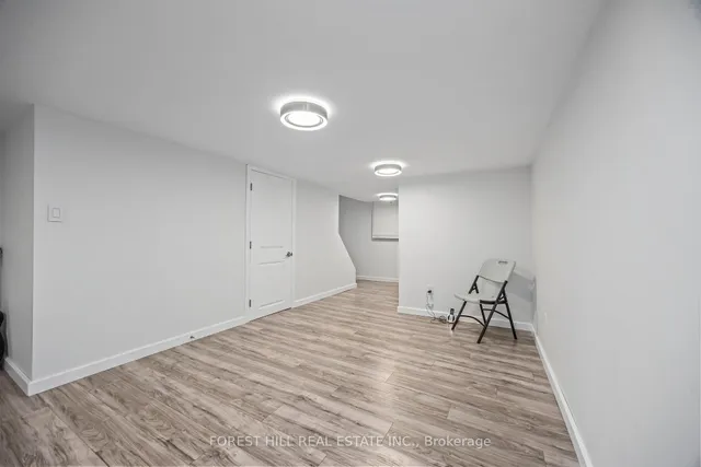 Additional image 23 of 435 Silverstone Dr Unit 22