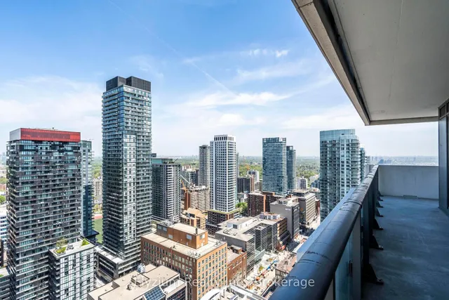 Additional image 20 of 2221 Yonge St Unit 3202