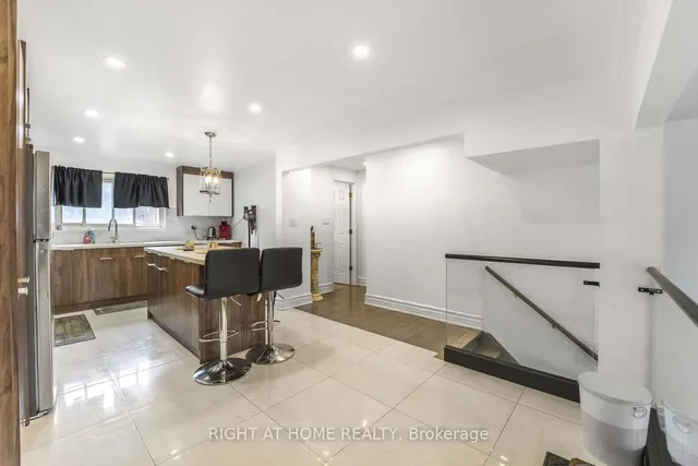 Additional image 11 of 35 Darras Crt