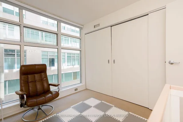 Additional image 27 of 388 Richmond St Unit 923