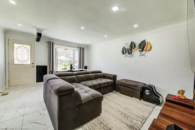 Additional image 5 of 201 Glen Rd