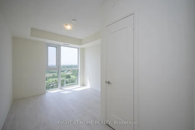 Additional image 14 of 509 Dundas St Unit 605