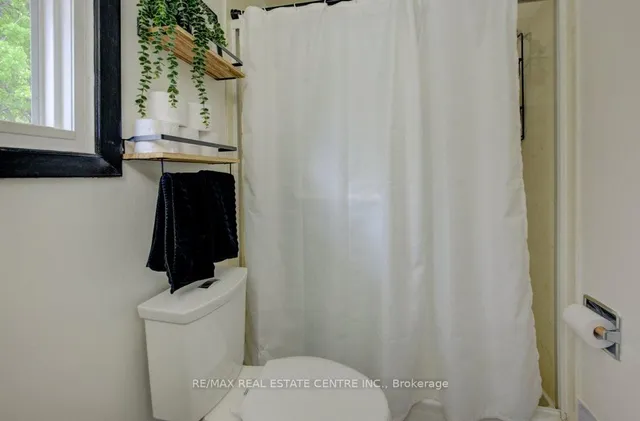 Additional image 21 of 248 Fergus Ave