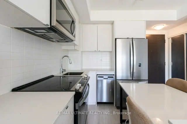 Additional image 6 of 1461 Lawrence Ave Unit 2001