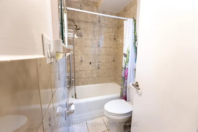 Additional image 15 of 82 Westlake Ave