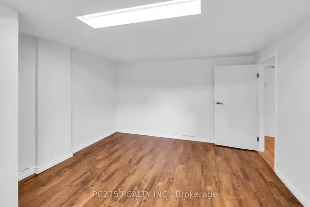 Additional image 16 of 152 Gloucester Grve