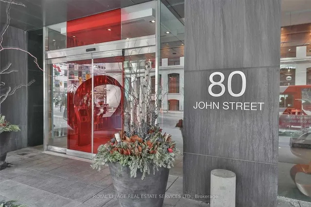Additional image 4 of 80 John St Unit 4406