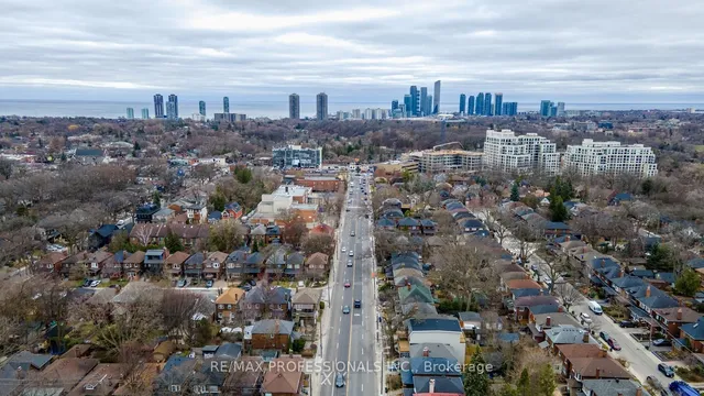 Additional image 39 of 377 Armadale Ave