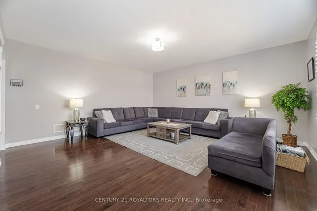 Additional image 10 of 66 Kalmia Rd