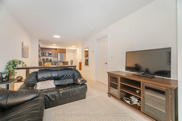 Additional image 25 of 28 Ted Rogers Way Unit 1506