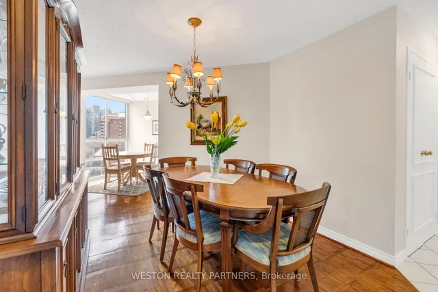 Additional image 10 of 3650 Kaneff Cres Unit 1104